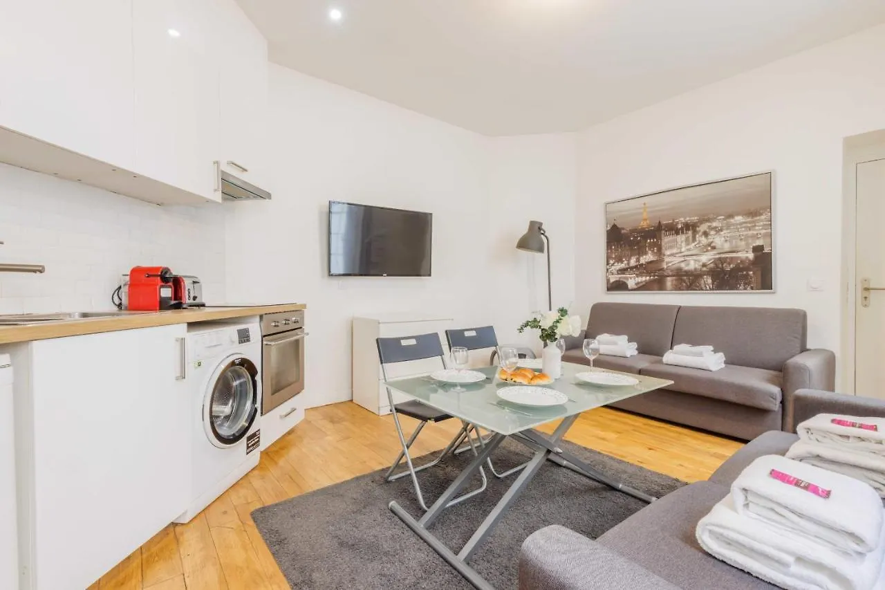 Lovely Studio Near Eiffel Tower Lägenhet Paris